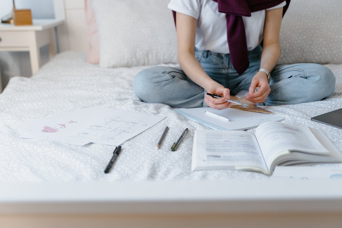 Check out these 09 study tips that will help you learn any subject better