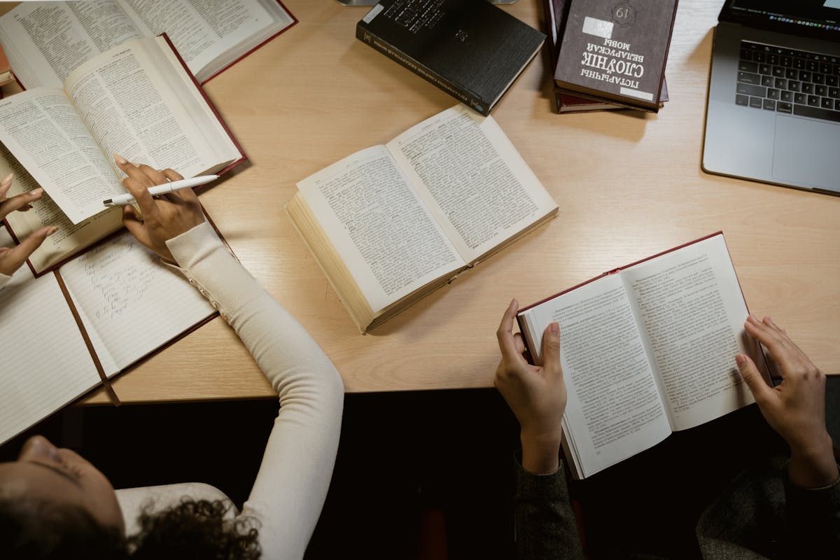 Study materials: how to organize and use them in learning.