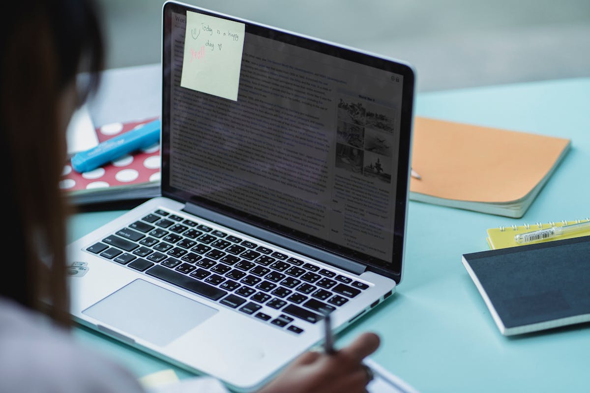 How can active learning methodologies be applied in education?